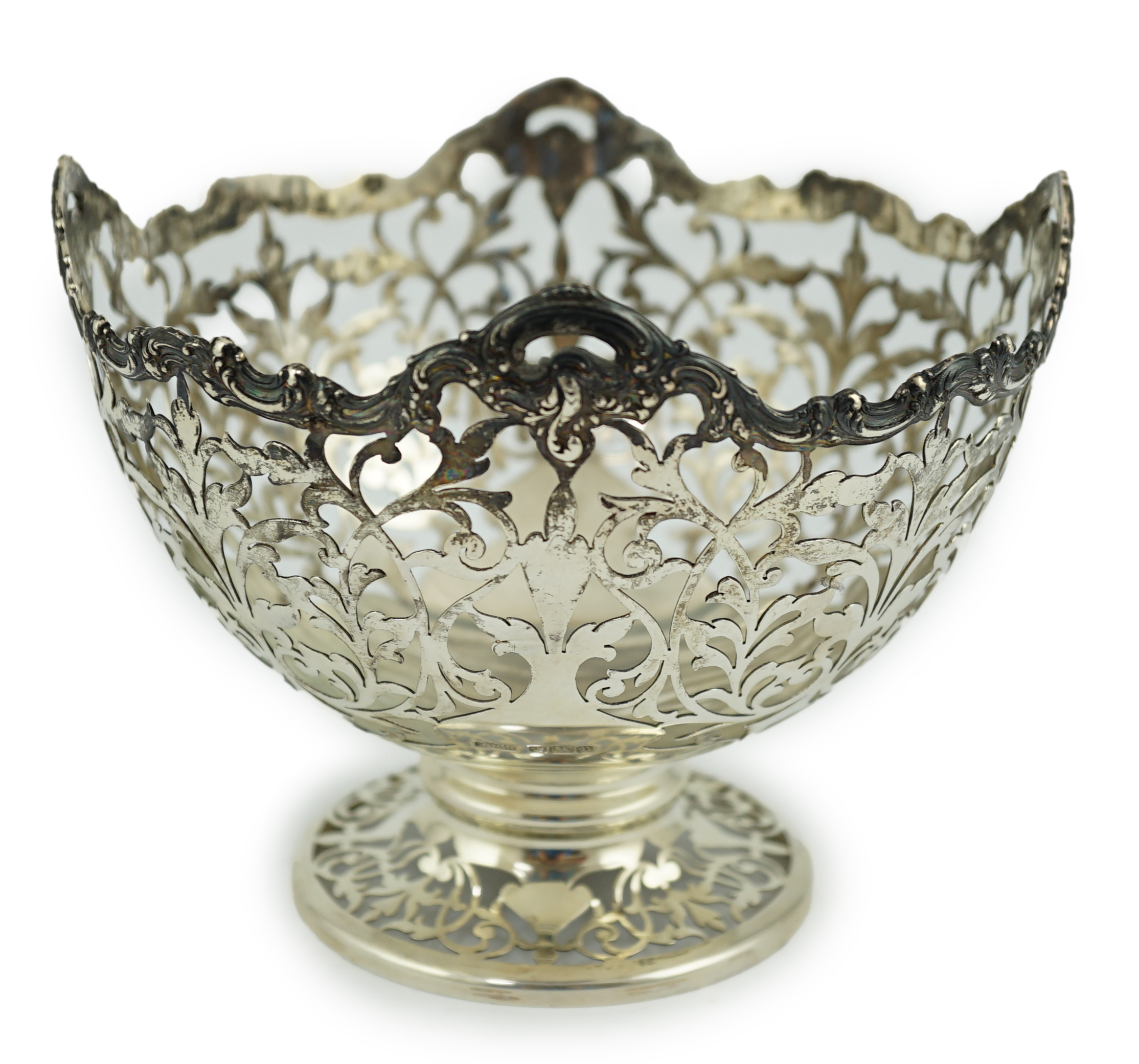 An Edwardian pierced silver pedestal bowl, by R.F. Mosely & Co